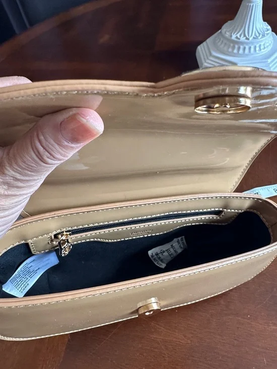 Valentino Orlandi Tan Patent Mini Shoulder Bag with Gold Chain - Picture 5 of 8